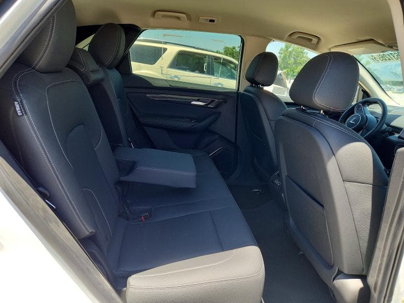 2024 VINFAST VF8+ 10