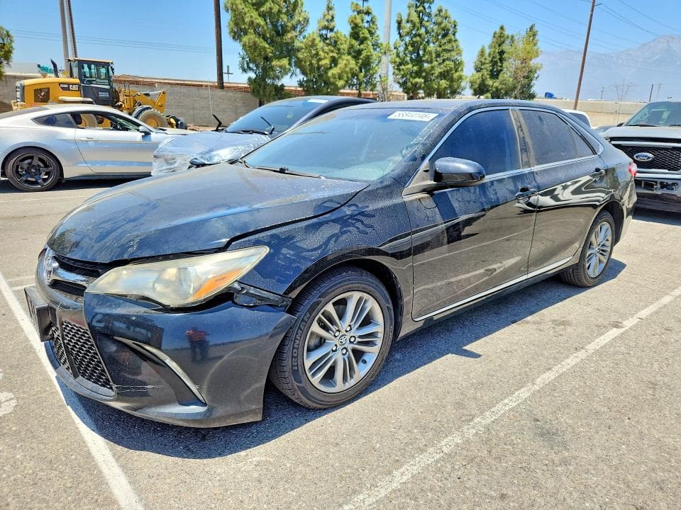 2017 TOYOTA CAMRY SE