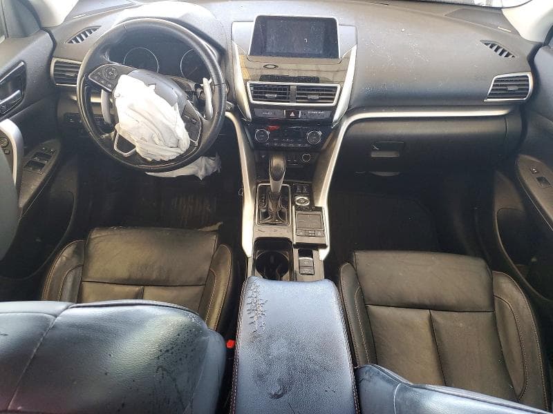 2019 MITSUBISHI ECLIPSE CROSS SE 8