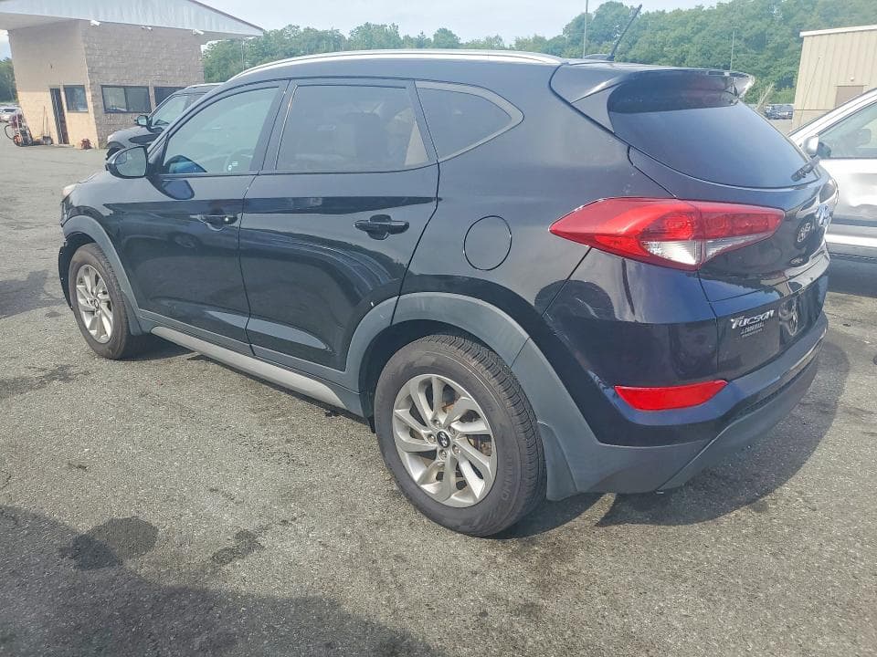 2017 HYUNDAI TUCSON SE 2