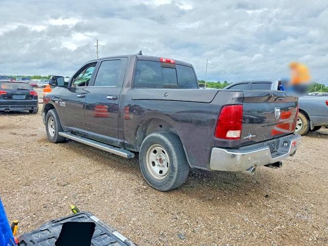 2017 RAM 1500 SLT 2