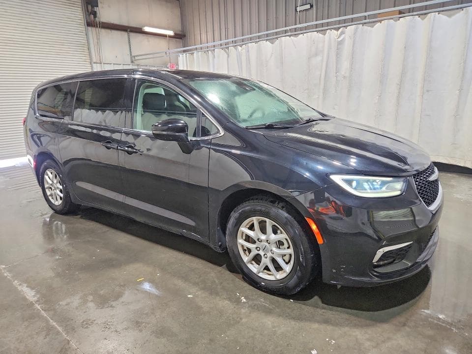 2024 CHRYSLER PACIFICA TOURING L 4