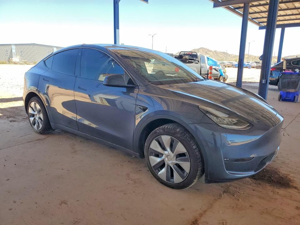 2022 TESLA MODEL Y 4