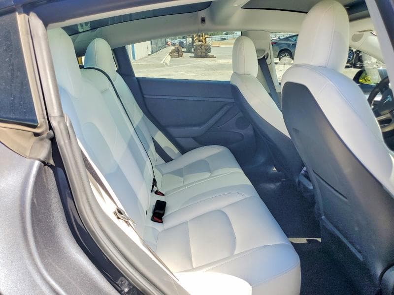 2022 TESLA MODEL 3 10