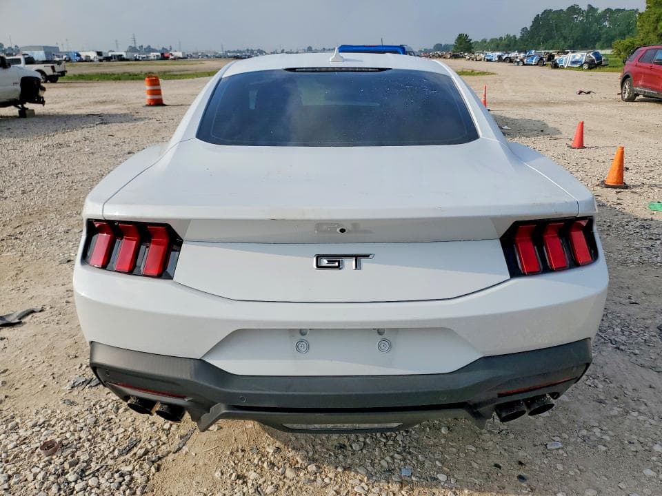 2026 FORD MUSTANG GT 6