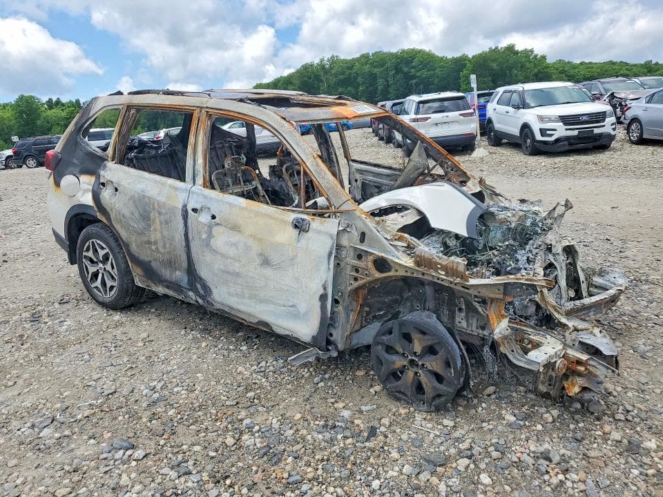 2019 SUBARU FORESTER PREMIUM 4