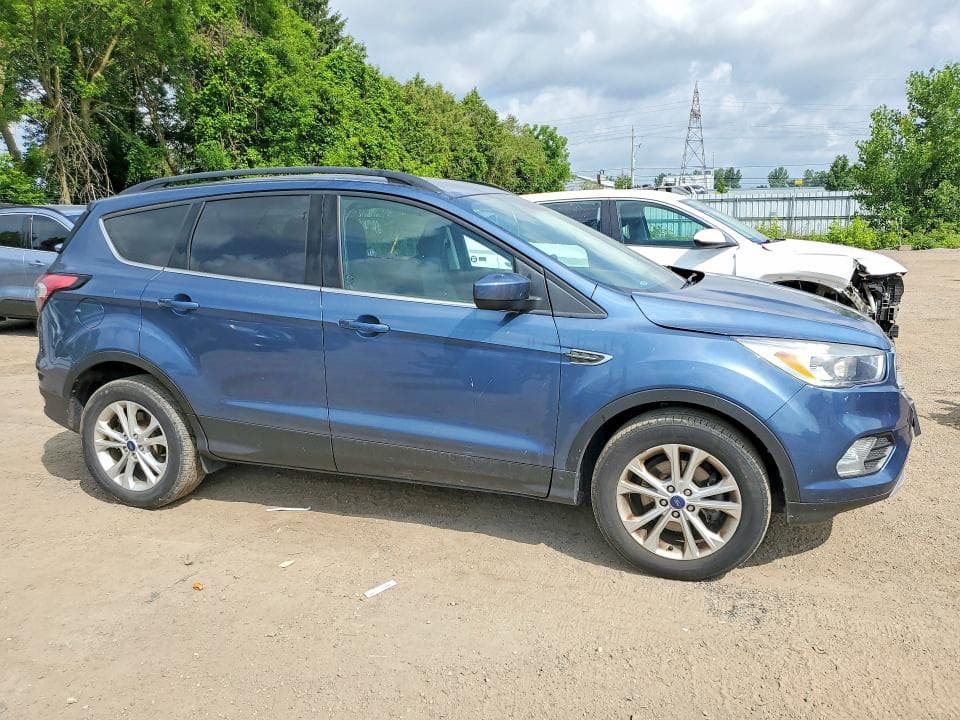 2018 FORD ESCAPE SE 4