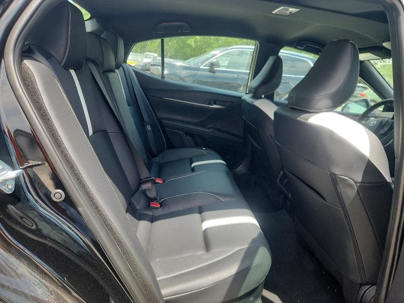 2026 TOYOTA CAMRY SE 10