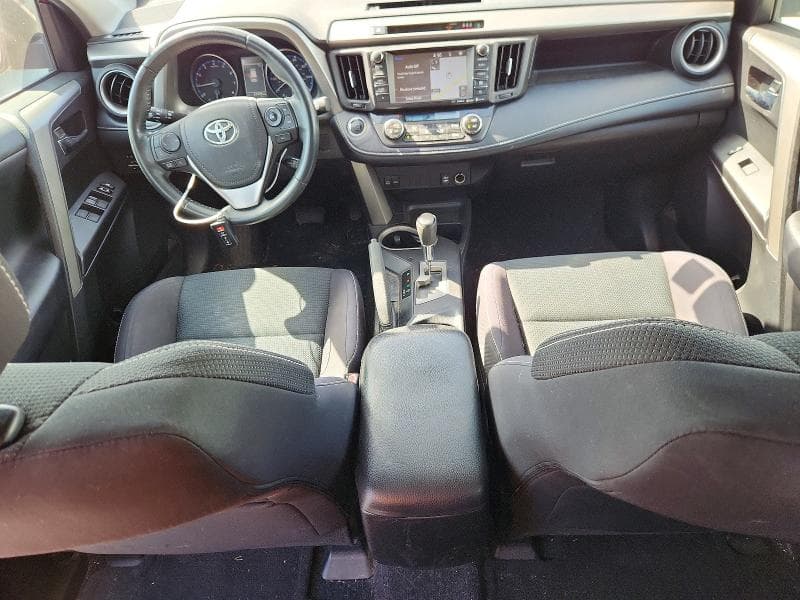 2018 TOYOTA RAV4 XLE 8