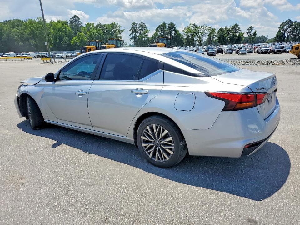 2023 NISSAN ALTIMA SV 2