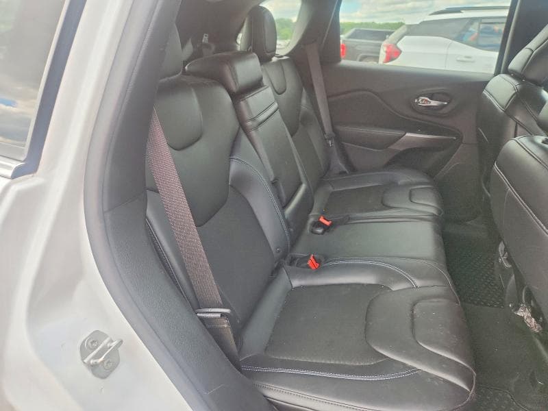 2019 JEEP CHEROKEE LATITUDE PLUS 11