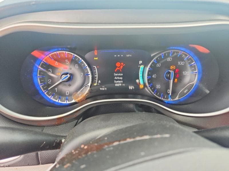 2023 CHRYSLER PACIFICA TOURING L 9
