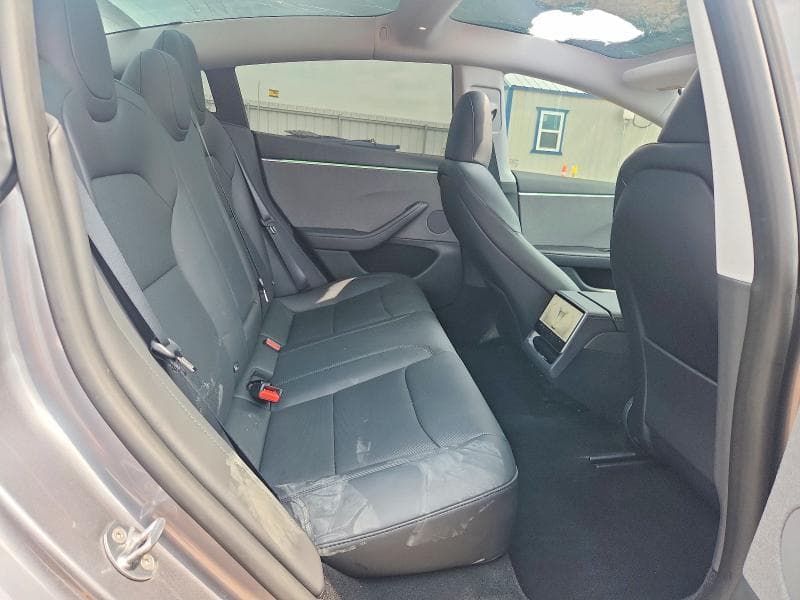 2026 TESLA MODEL 3 10