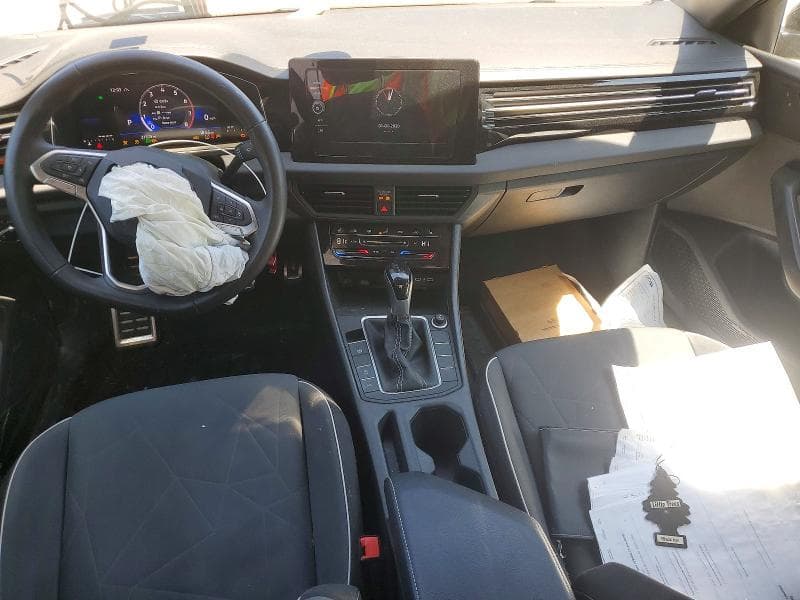 2025 VOLKSWAGEN JETTA SPORT 8