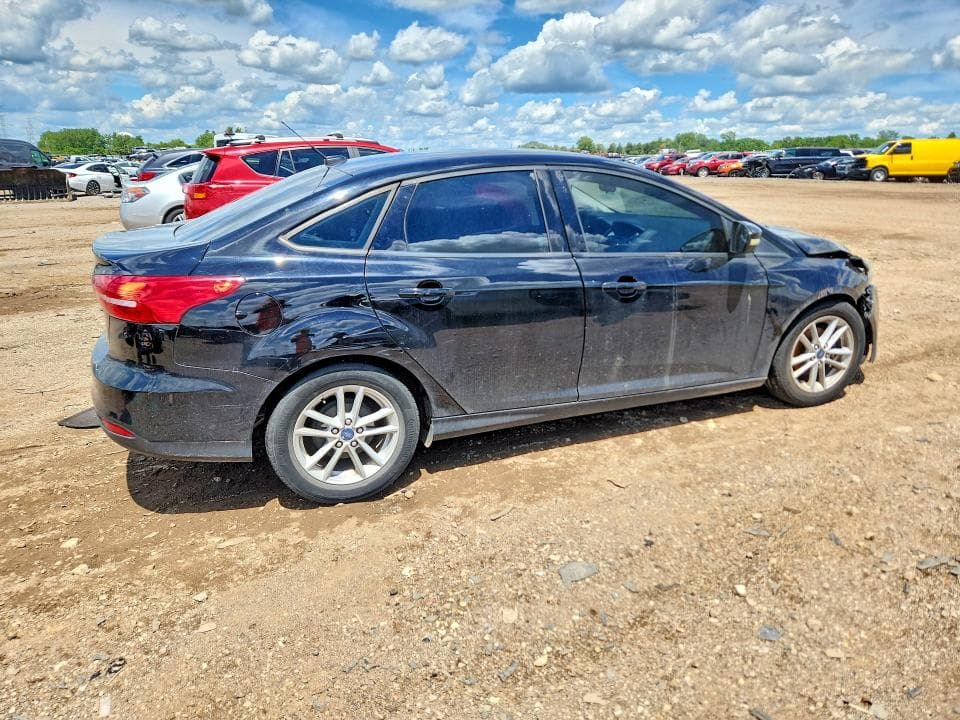 2017 FORD FOCUS SE 3