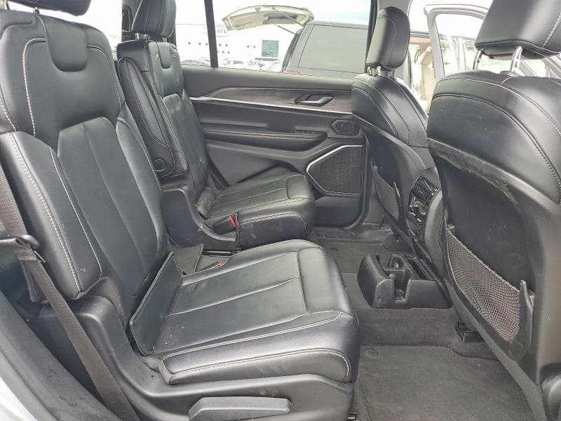 2021 JEEP GRAND CHEROKEE L LIMITED 11