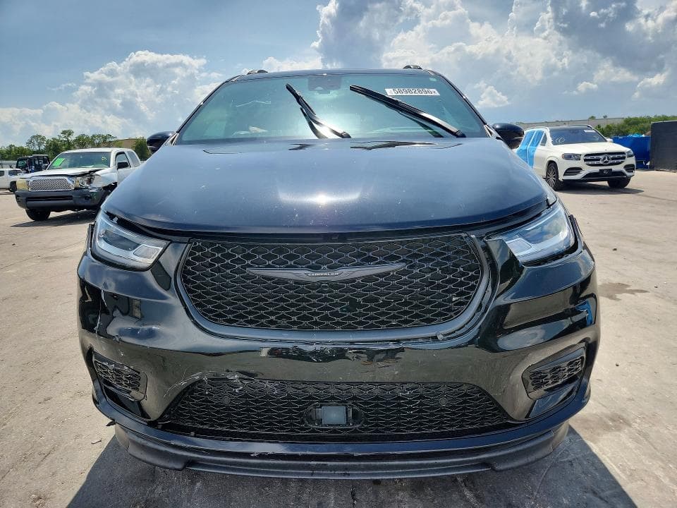 2024 CHRYSLER PACIFICA TOURING L 5