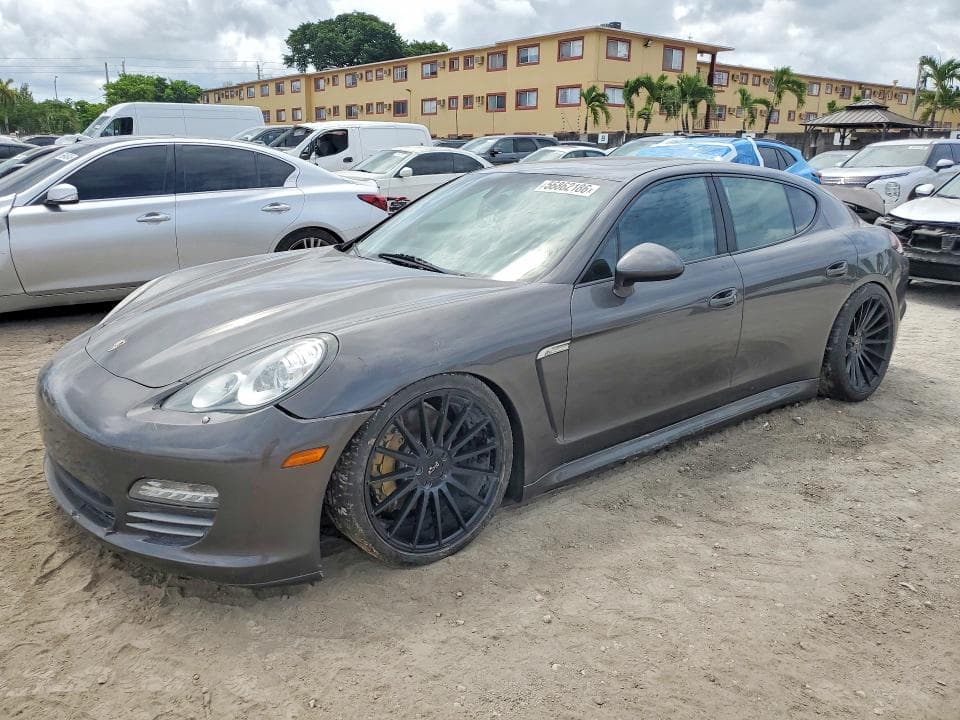 2013 PORSCHE PANAMERA 2 - 1