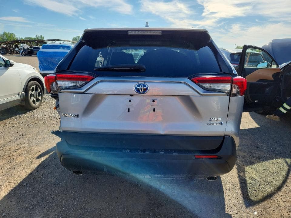 2023 TOYOTA RAV4 HYBRID XLE 6