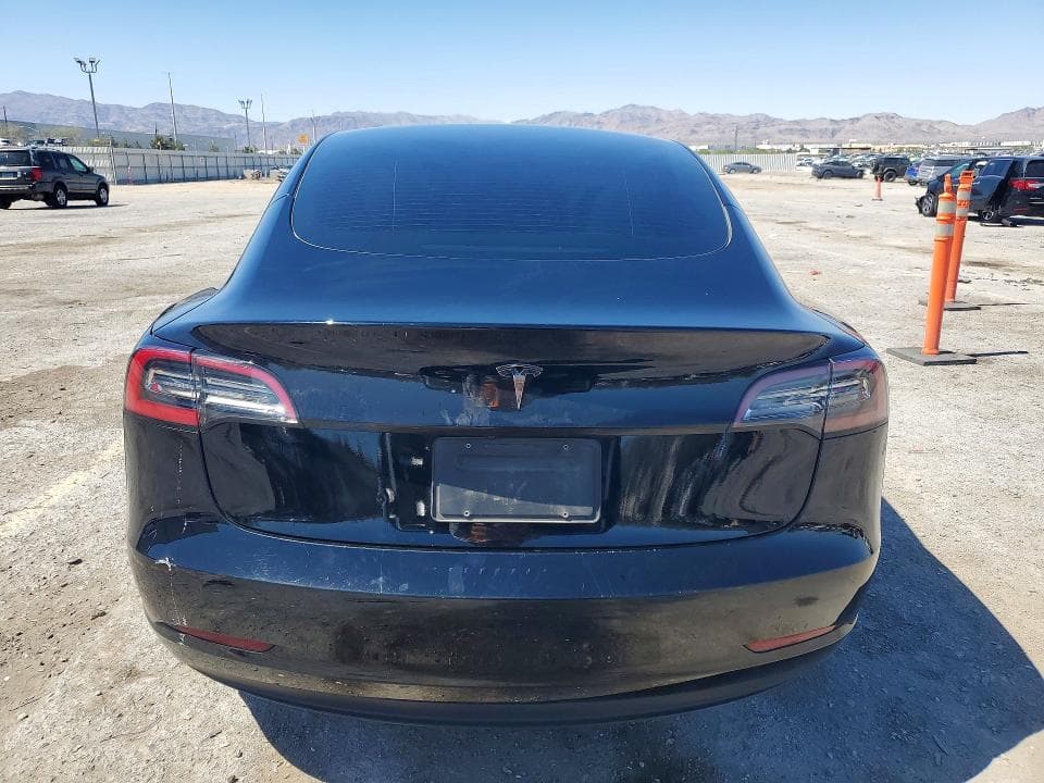 2023 TESLA MODEL 3 6