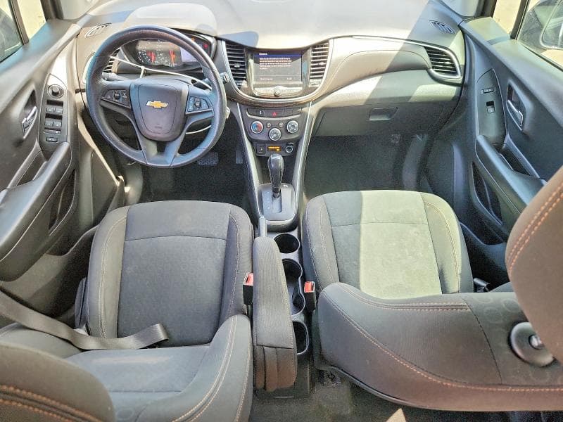 2021 CHEVROLET TRAX LS 8