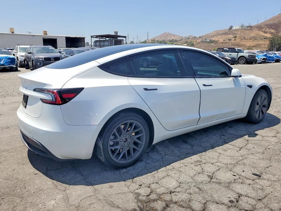 2024 TESLA MODEL 3 3