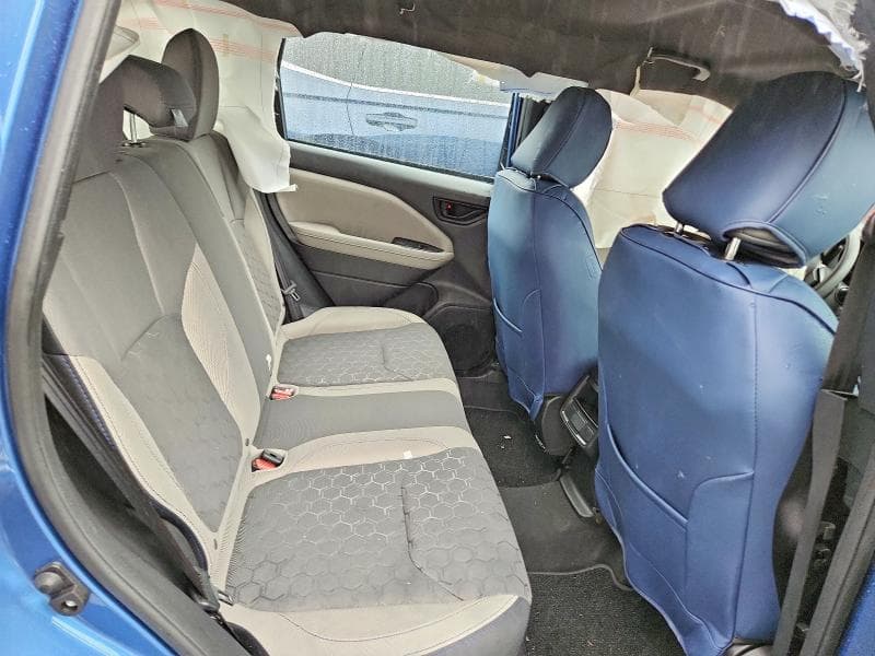 2025 SUBARU FORESTER 11