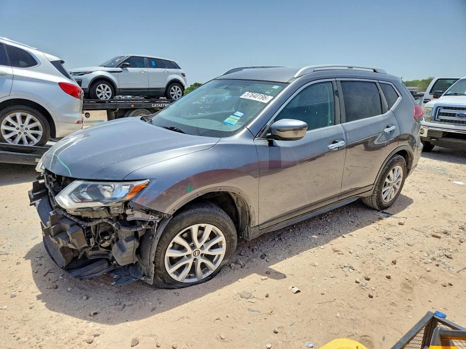 2018 NISSAN ROGUE SV - 1