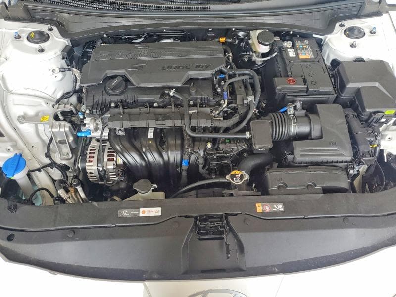2026 HYUNDAI ELANTRA SE 11