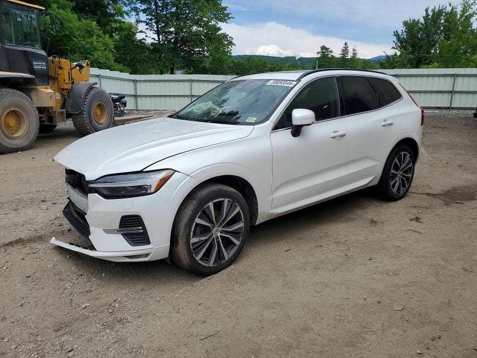 2022 VOLVO XC60 B5 MOMENTUM - 1