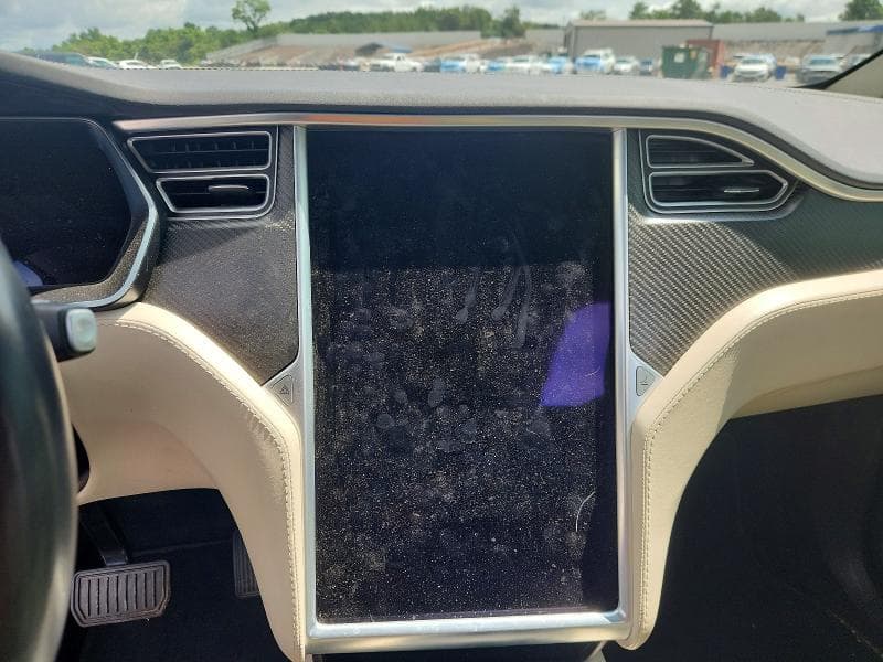 2017 TESLA MODEL X 9