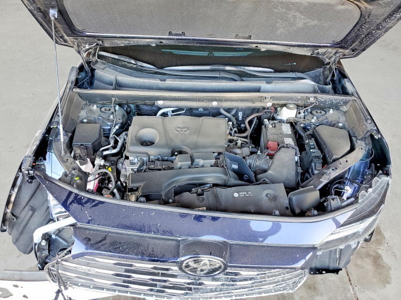 2025 TOYOTA RAV4 LIMITED 12