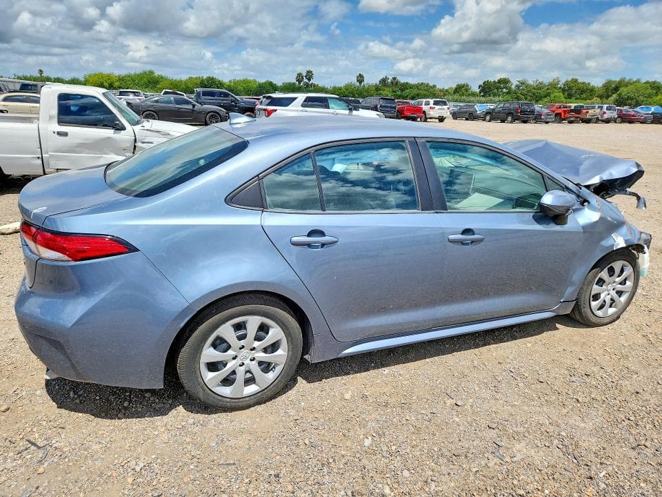 2021 TOYOTA COROLLA LE 3