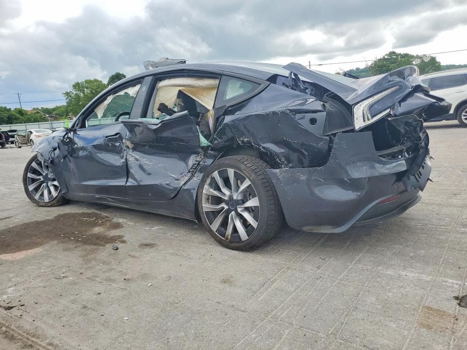 2024 TESLA MODEL 3 2