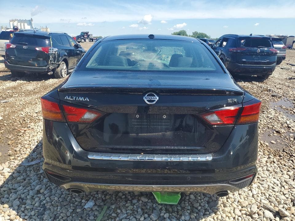 2021 NISSAN ALTIMA SR 6