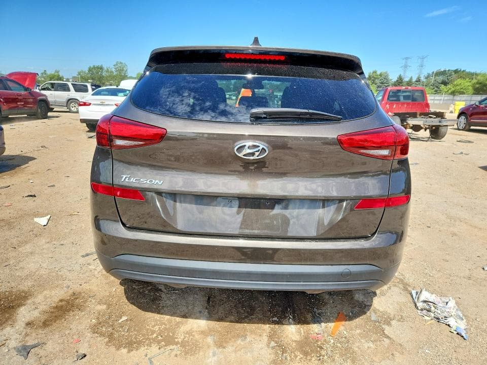 2020 HYUNDAI TUCSON SE 6