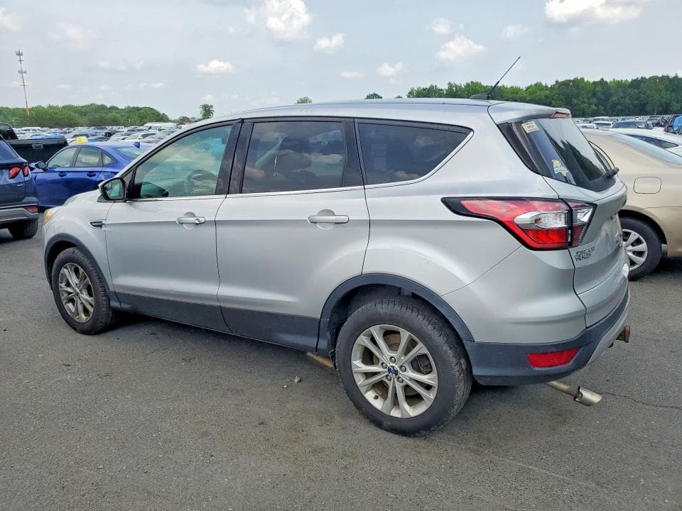 2017 FORD ESCAPE SE 2
