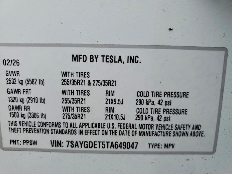 2026 TESLA MODEL Y 12