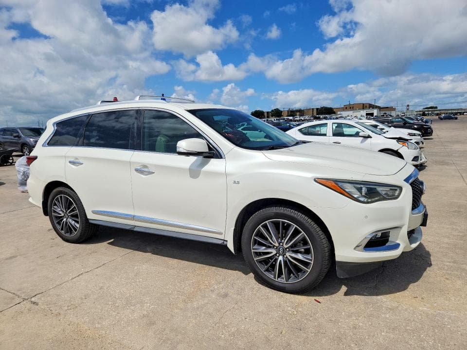 2017 INFINITI QX60 BASE 4