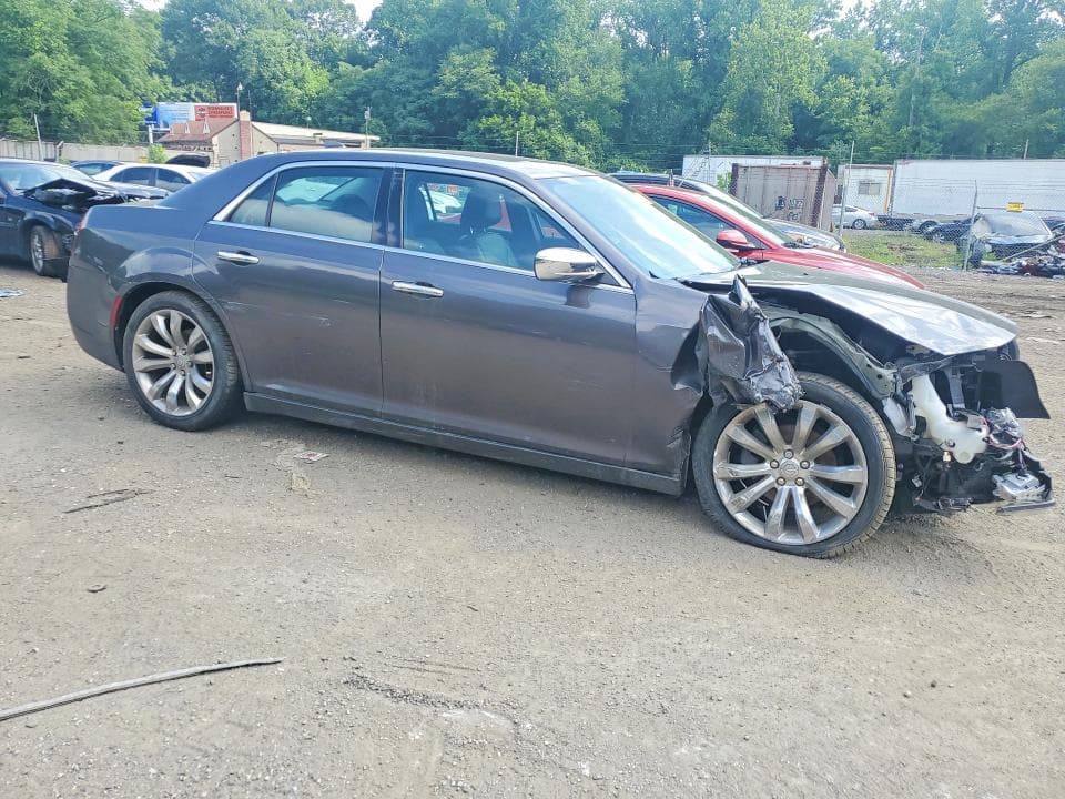 2018 CHRYSLER 300 4