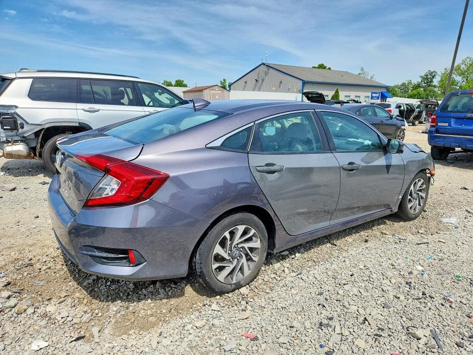 2017 HONDA CIVIC EX 3
