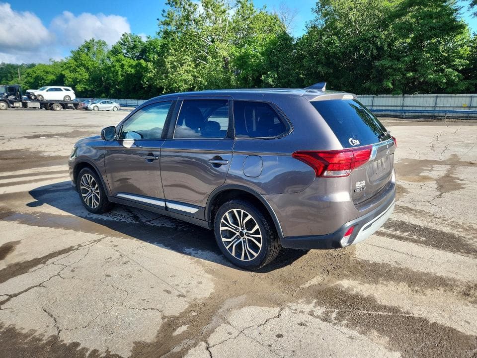 2019 MITSUBISHI OUTLANDER SE 2