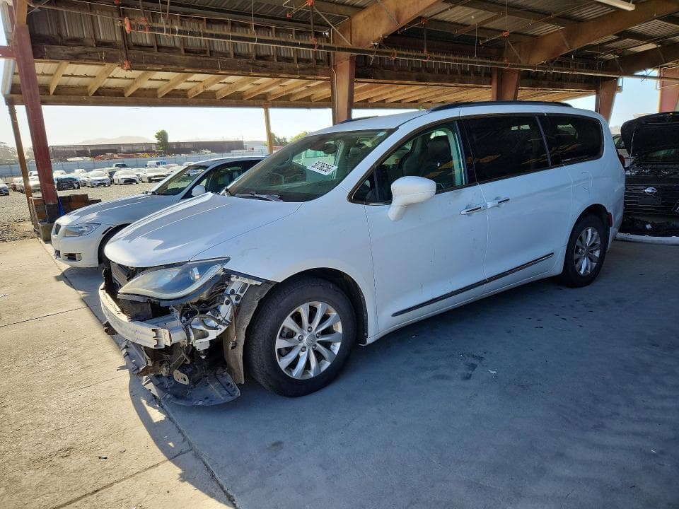 2017 CHRYSLER PACIFICA TOURING L