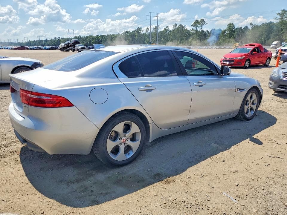 2018 JAGUAR XE 3