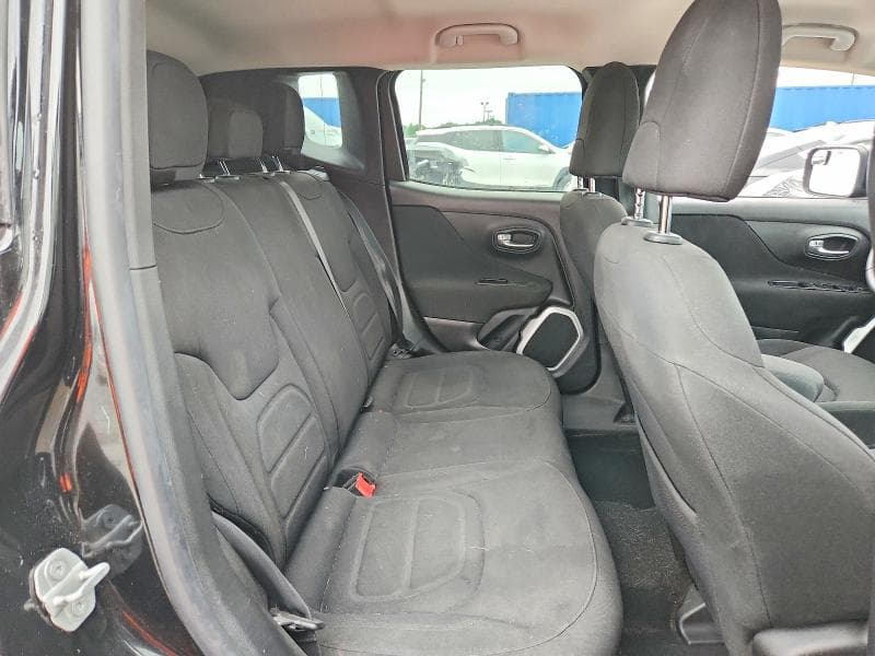2018 JEEP RENEGADE LATITUDE 11