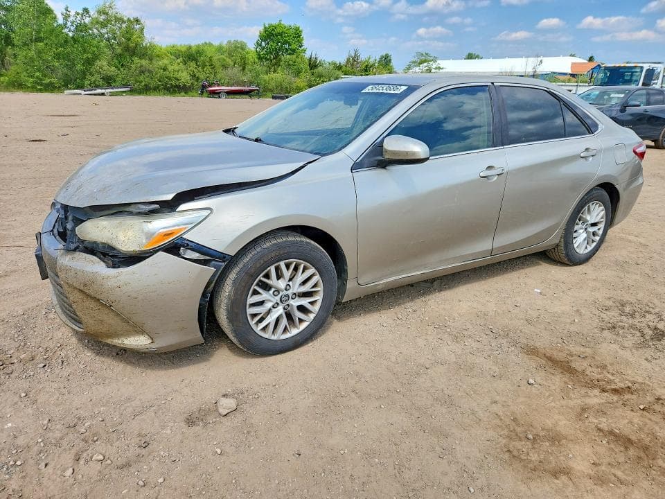 2016 TOYOTA CAMRY