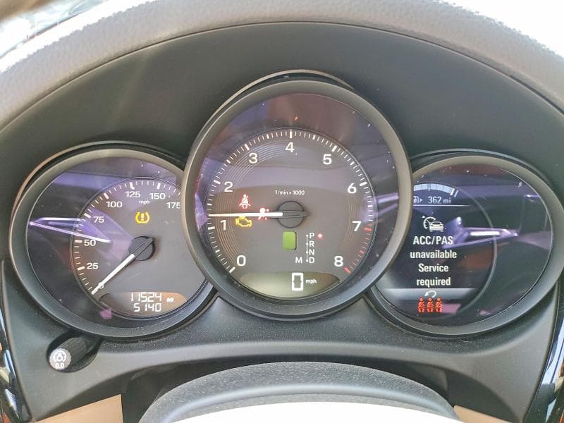 2023 PORSCHE MACAN BASE 9