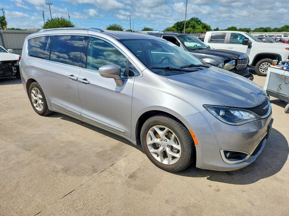 2018 CHRYSLER PACIFICA TOURING L PLUS 4