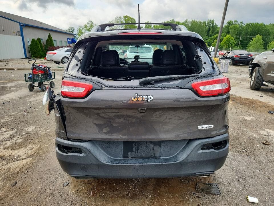 2018 JEEP CHEROKEE LATITUDE PLUS 6