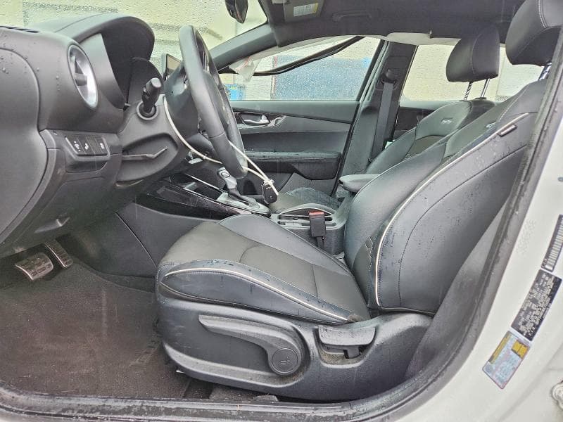 2024 KIA FORTE GT LINE 7